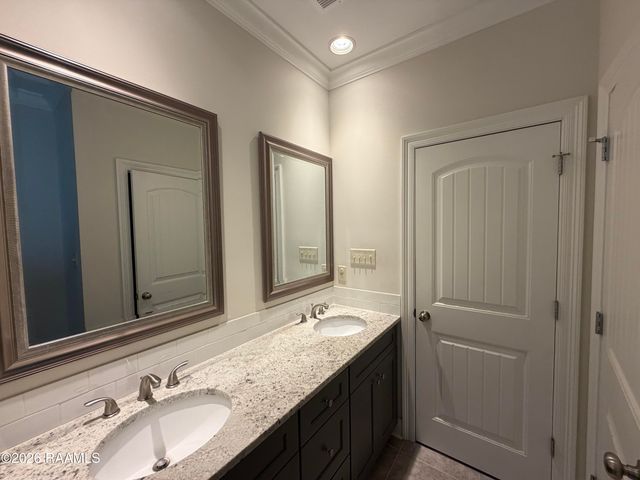 111 Sleepy Brook Road, Lafayette, LA 70508