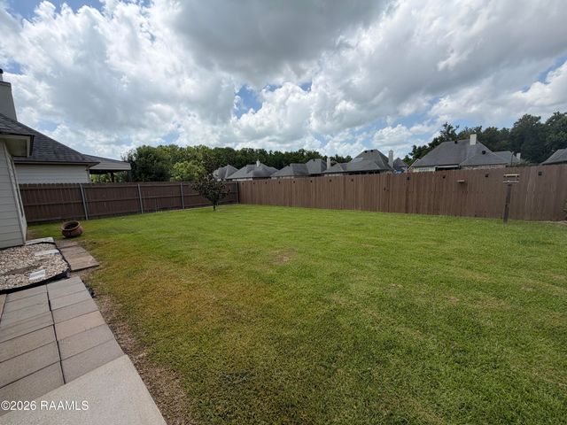 111 Sleepy Brook Road, Lafayette, LA 70508