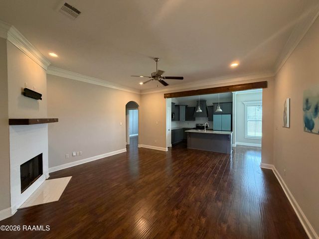 111 Sleepy Brook Road, Lafayette, LA 70508