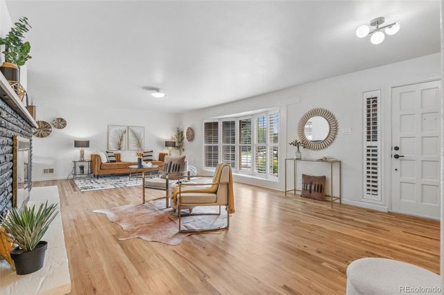 2180 Myrtlewood Lane, Lakewood, CO 80215