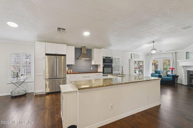 1301 PORTSIDE Drive, Fleming Island, FL 32003