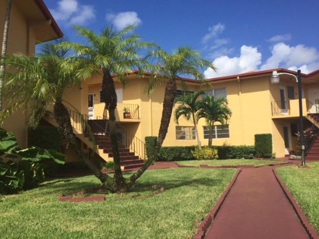 1715 NE Miami Gardens Dr 129, Miami, FL 33179