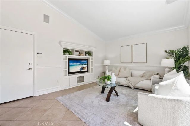 270 S Raspberry, Anaheim Hills, CA 92808