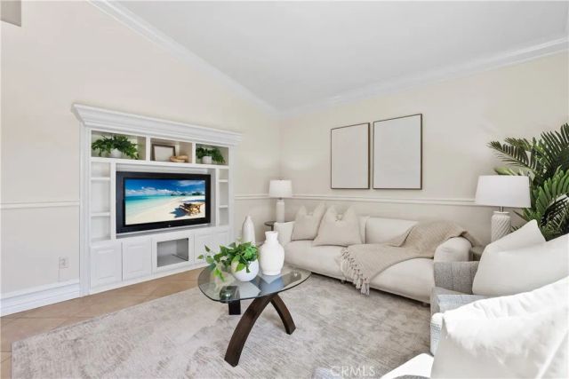 270 S Raspberry, Anaheim Hills, CA 92808