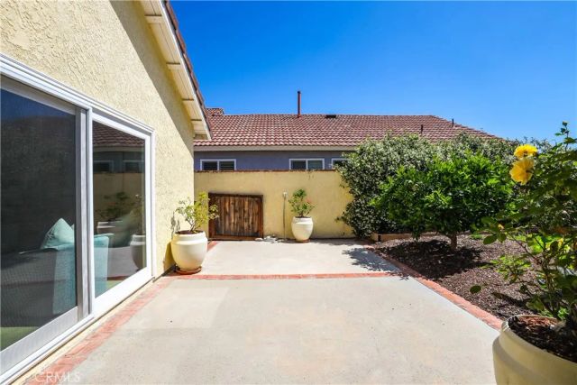 270 S Raspberry, Anaheim Hills, CA 92808