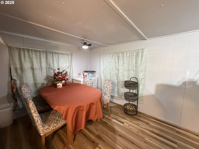 67624 SPINREEL Rd 44, North Bend, OR 97459