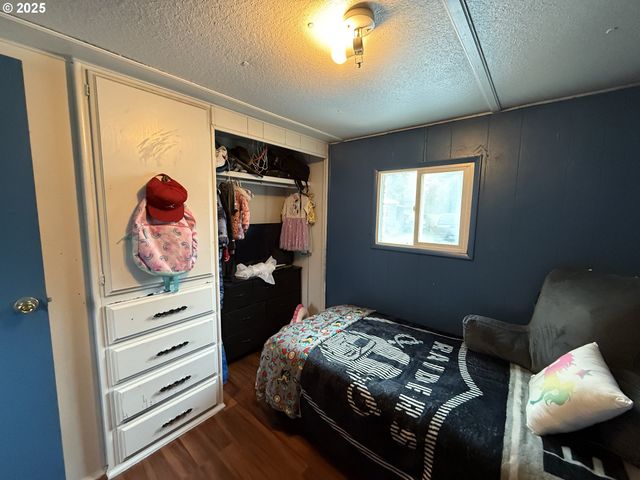 67624 SPINREEL Rd 44, North Bend, OR 97459