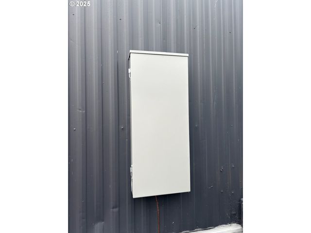 67624 SPINREEL Rd 44, North Bend, OR 97459