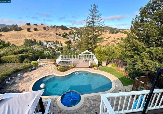 416 Verbena Court, Pleasant Hill, CA 94523