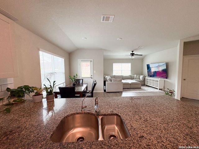 13119 Rosemary Cove, St Hedwig, TX 78152