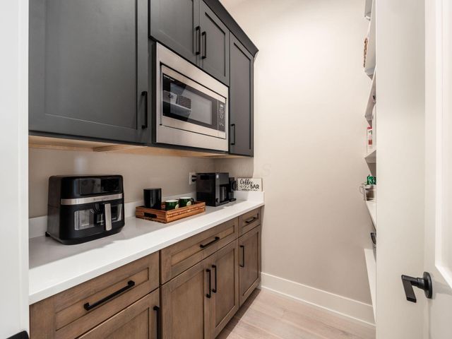 7026 Claymore Drive, Dublin, OH 43017