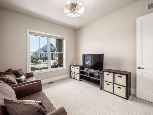 7026 Claymore Drive, Dublin, OH 43017