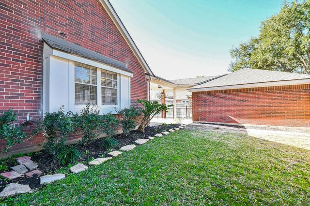 1502 Emerald Springs Court, Houston, TX 77094