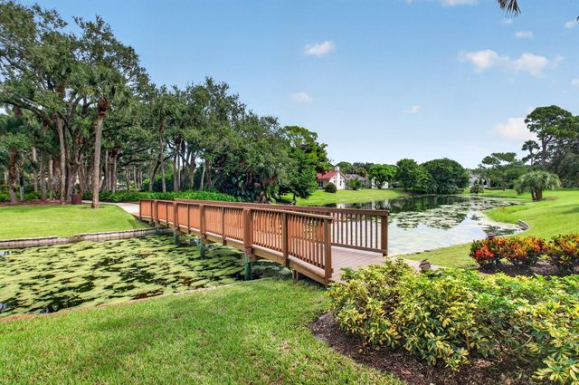 2735 Windham Court, Delray Beach, FL 33445