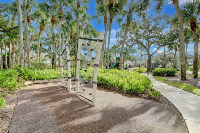 2735 Windham Court, Delray Beach, FL 33445