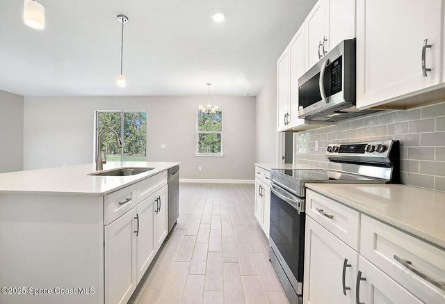 941 Quesada Street SE, Palm Bay, FL 32909