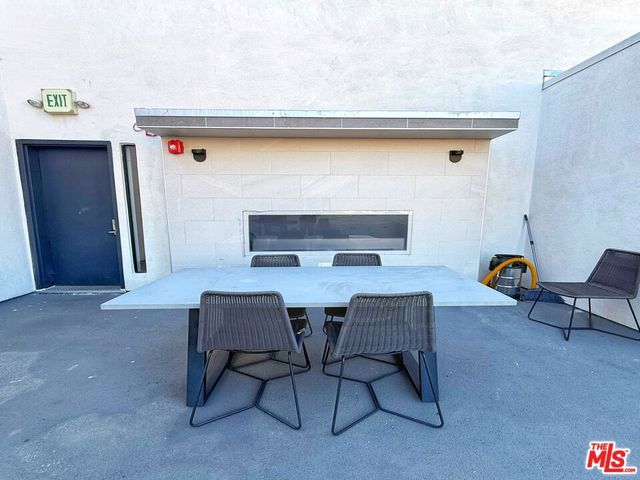 723 S St Andrews Place 504, Los Angeles, CA 90005