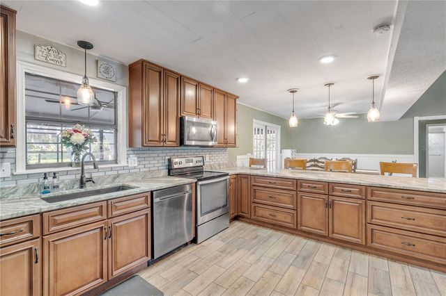 281 GALBRAITH AVENUE, Oak Hill, FL 32759