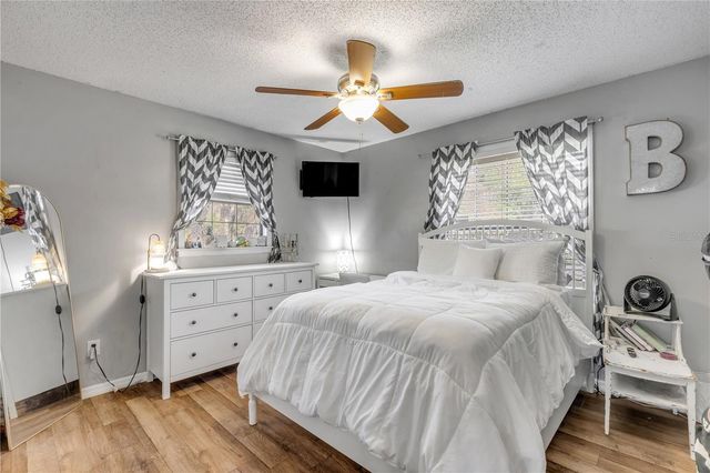 281 GALBRAITH AVENUE, Oak Hill, FL 32759