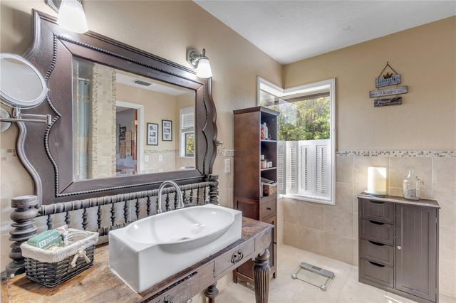 281 GALBRAITH AVENUE, Oak Hill, FL 32759