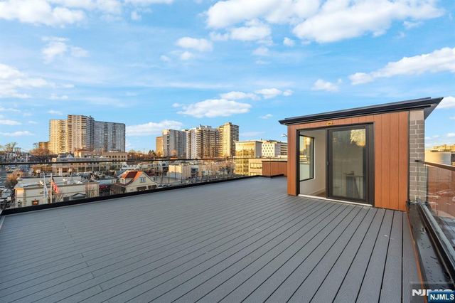 223 Main Street 1, Fort Lee, NJ 07024