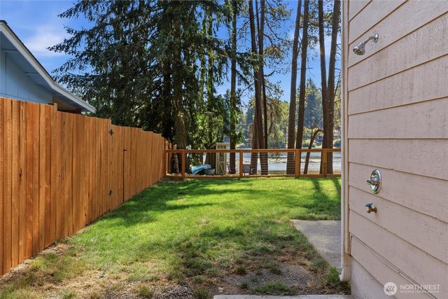 14320 Englewood Dr NW Drive NW, Gig Harbor, WA 98329