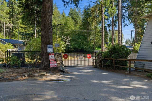 14320 Englewood Dr NW Drive NW, Gig Harbor, WA 98329