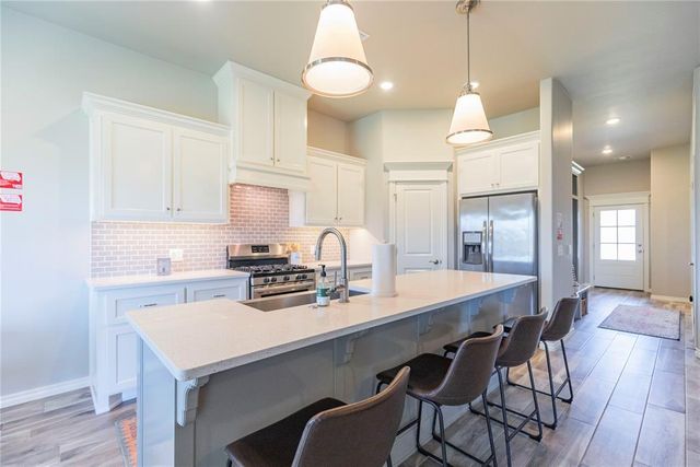 9108 NW 121st Terrace, Yukon, OK 73099