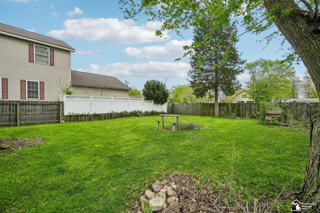 13752 Laplaisance Road, Monroe Twp, MI 48161
