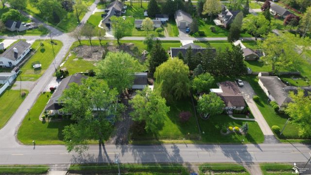 13752 Laplaisance Road, Monroe Twp, MI 48161