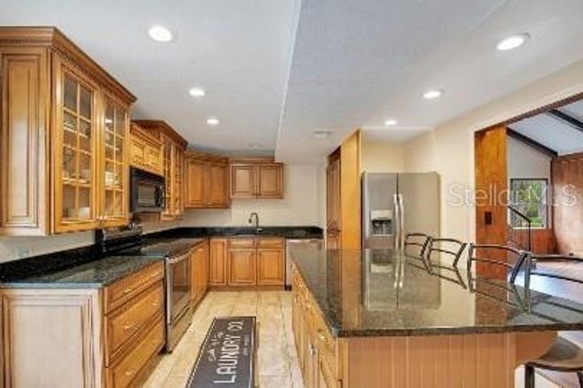 110 W WASHINGTON AVENUE, Deland, FL 32720