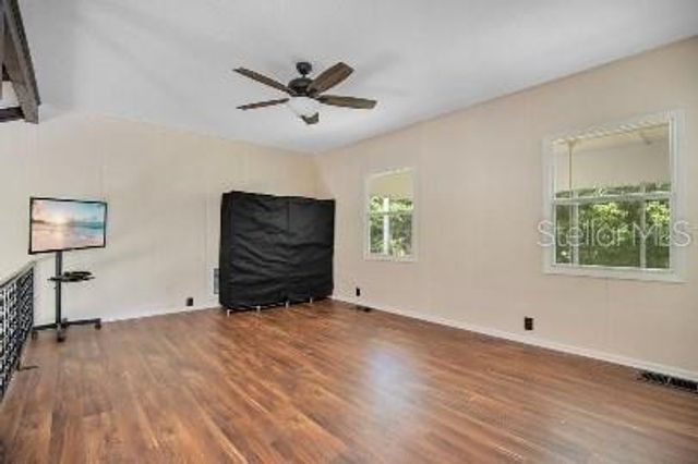 110 W WASHINGTON AVENUE, Deland, FL 32720