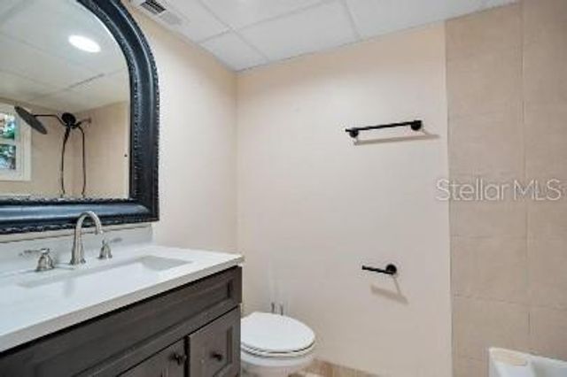 110 W WASHINGTON AVENUE, Deland, FL 32720