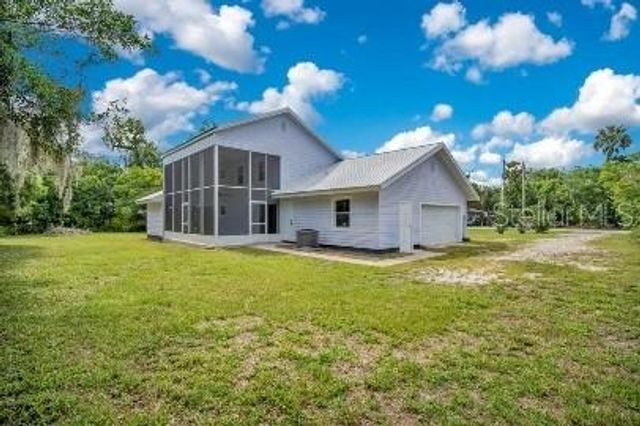 110 W WASHINGTON AVENUE, Deland, FL 32720