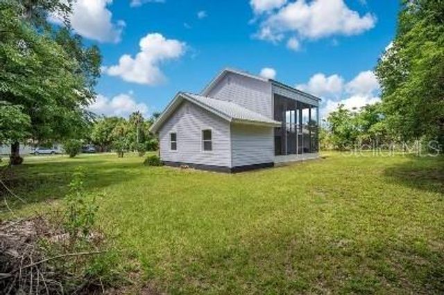 110 W WASHINGTON AVENUE, Deland, FL 32720