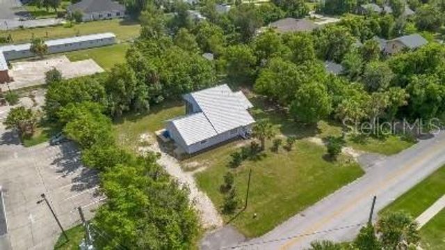 110 W WASHINGTON AVENUE, Deland, FL 32720