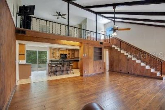 110 W WASHINGTON AVENUE, Deland, FL 32720