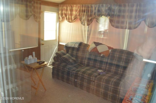 1327 Leguene Avenue, Forked River, NJ 08731