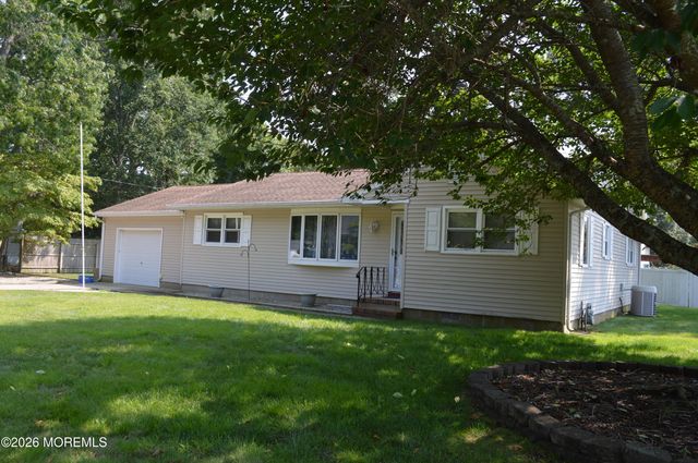 1327 Leguene Avenue, Forked River, NJ 08731