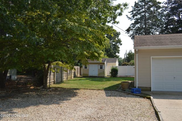 1327 Leguene Avenue, Forked River, NJ 08731