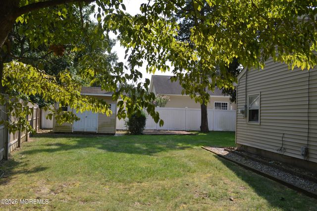 1327 Leguene Avenue, Forked River, NJ 08731