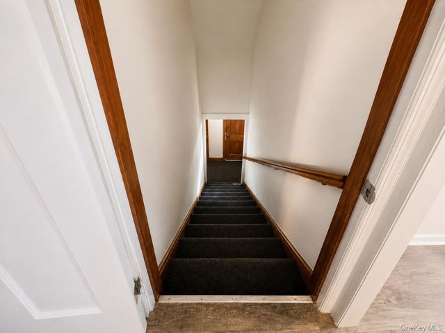 30 Lakeview Terrace, Mahopac, NY 10541