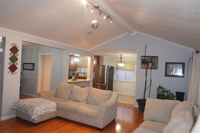 11711 N Nottingham Circle, Houston, TX 77071