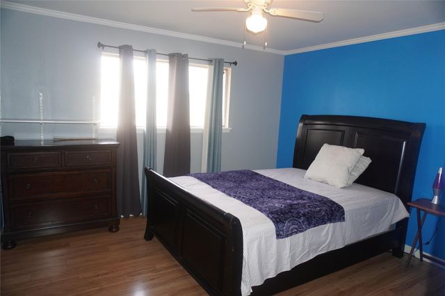 11711 N Nottingham Circle, Houston, TX 77071