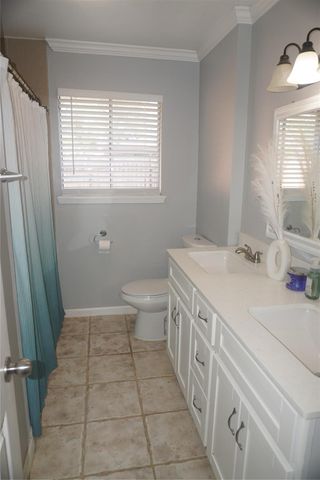 11711 N Nottingham Circle, Houston, TX 77071