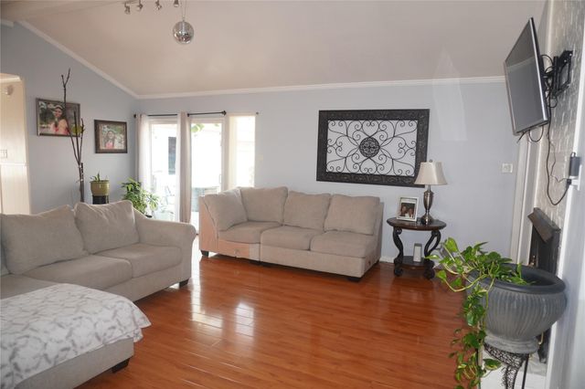 11711 N Nottingham Circle, Houston, TX 77071