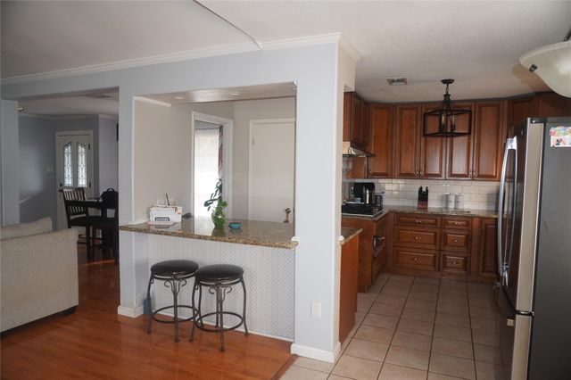 11711 N Nottingham Circle, Houston, TX 77071