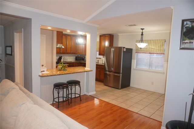 11711 N Nottingham Circle, Houston, TX 77071