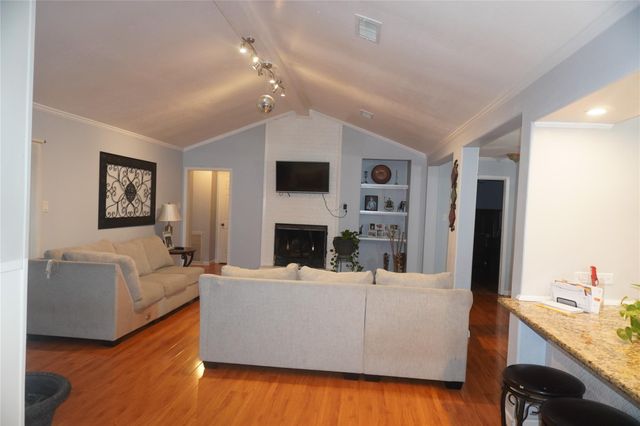 11711 N Nottingham Circle, Houston, TX 77071