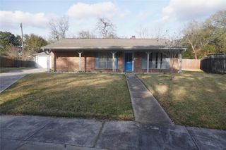 11711 N Nottingham Circle, Houston, TX 77071